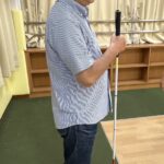 白杖をもっての歩行体験